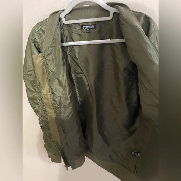 Elwood NWT Men’s Nylon Olive Green Bomber Jacket - Picture 3 of 6